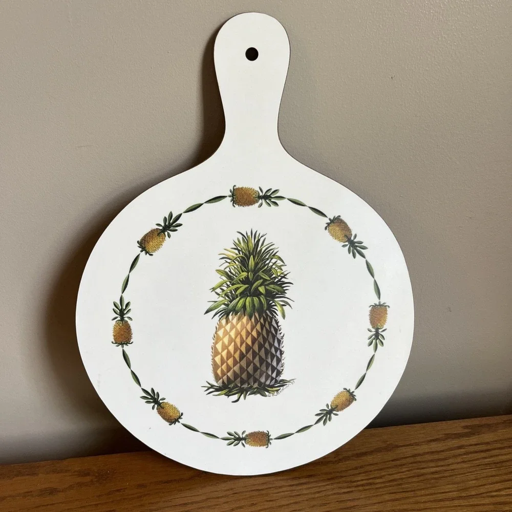 Roger Bucklin Pineapple Cutting Board Paddle Style Thin Melamine 9.5